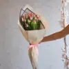 Delicate Pink Tulips Hand Bouquet RAK | باقة توليب وردي ناعمة بتغليف بيج عصري رأس الخيمة