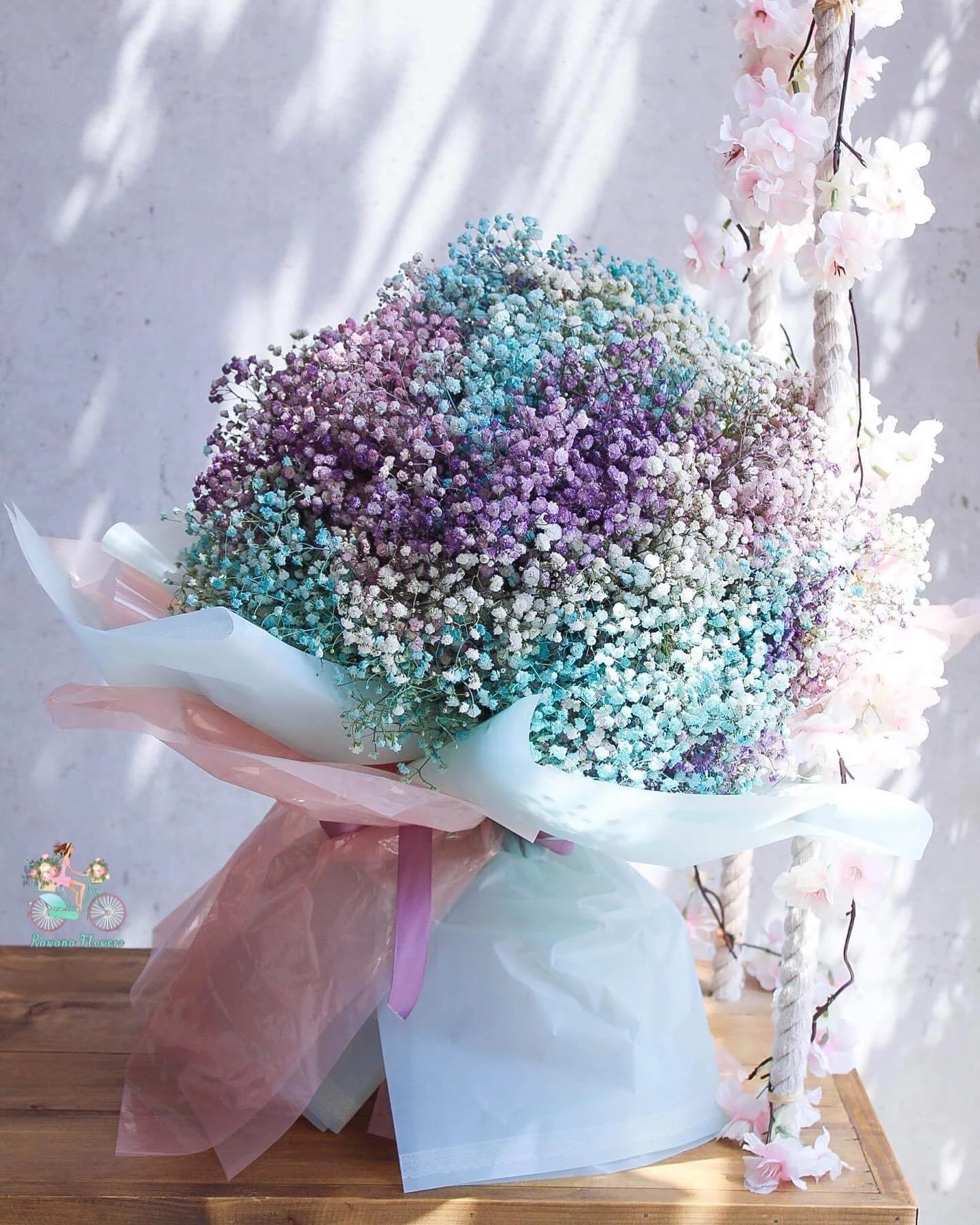 Gipsofila Rainbow Baby’s Breath Cloud Bouquet RAK | باقة جيبسوفيلا قوس قزح (بيبي بريث) رأس الخيمة