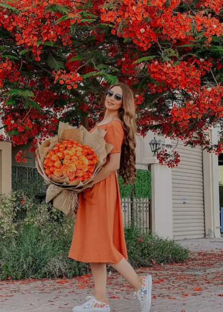 Luxury Orange Roses Grand Hand Bouquet RAK | باقة يد كبيرة من الجوري البرتقالي الفاخر رأس الخيمة