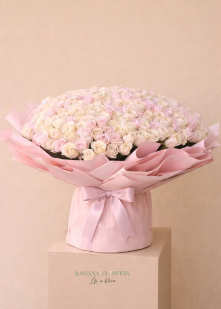 Grand Blush & Ivory Rose Bouquet